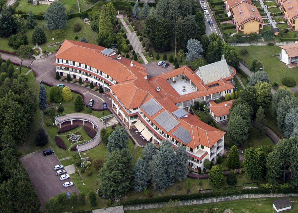 Centro Di Spiritualita Maria Candida Armeno Dış mekan fotoğraf