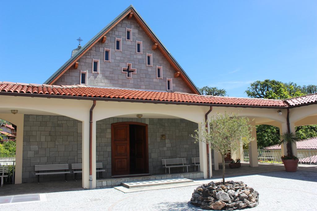 Centro Di Spiritualita Maria Candida Armeno Dış mekan fotoğraf