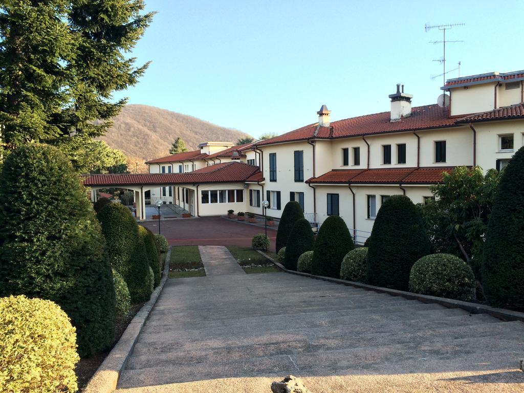 Centro Di Spiritualita Maria Candida Armeno Dış mekan fotoğraf