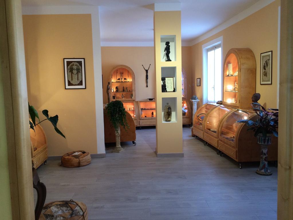 Centro Di Spiritualita Maria Candida Armeno Dış mekan fotoğraf