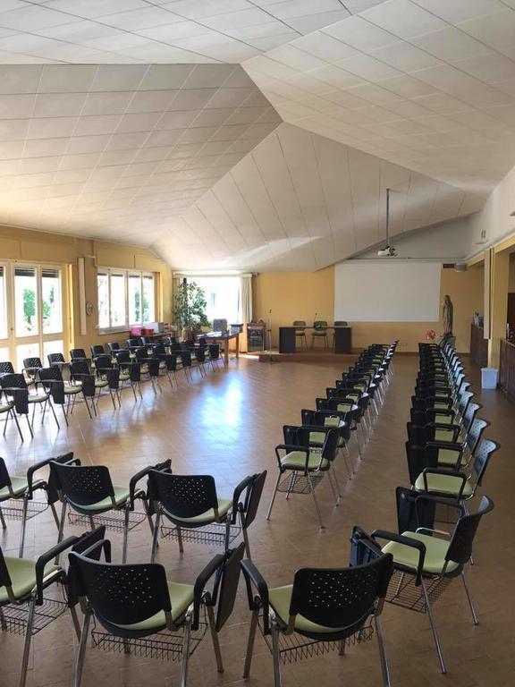 Centro Di Spiritualita Maria Candida Armeno Dış mekan fotoğraf