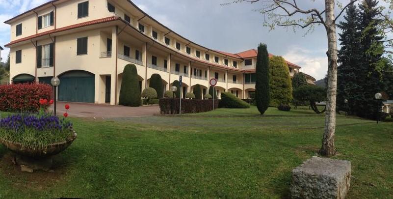 Centro Di Spiritualita Maria Candida Armeno Dış mekan fotoğraf